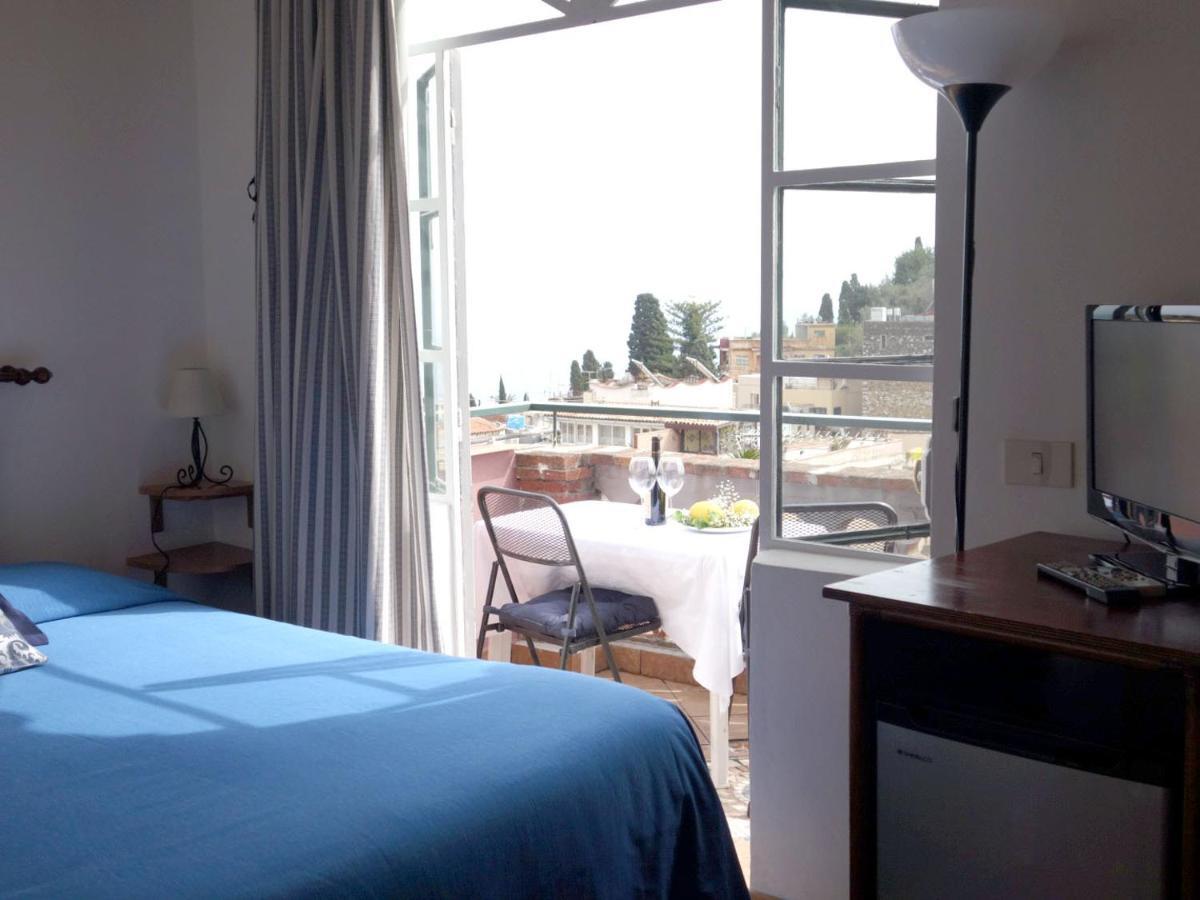 تاورمينا Bed And Breakfast Sorriso المظهر الخارجي الصورة